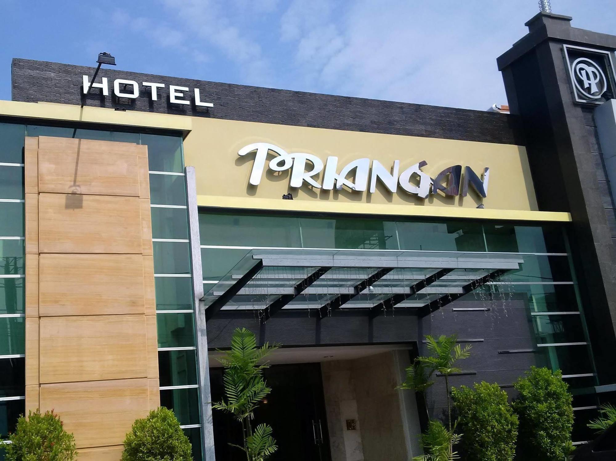 Hotel Priangan Cirebon Εξωτερικό φωτογραφία